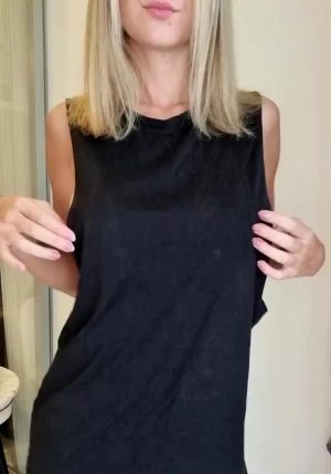 Just Flashing My Tanned Natural DDs