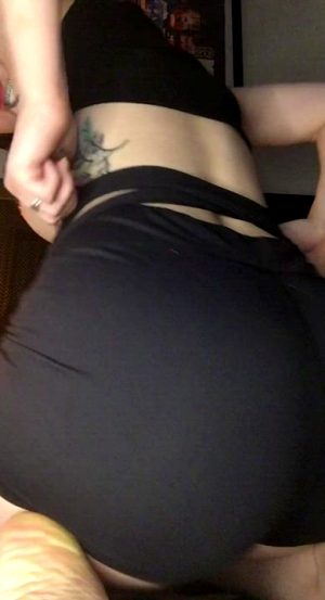 Would You Eat My Ass Or Pussy? (or Both?) 🖤