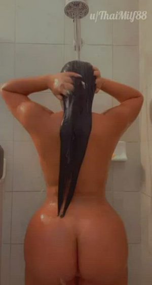 Would You [f]uck My Thick 34yo Asian Ass In The Shower?😈