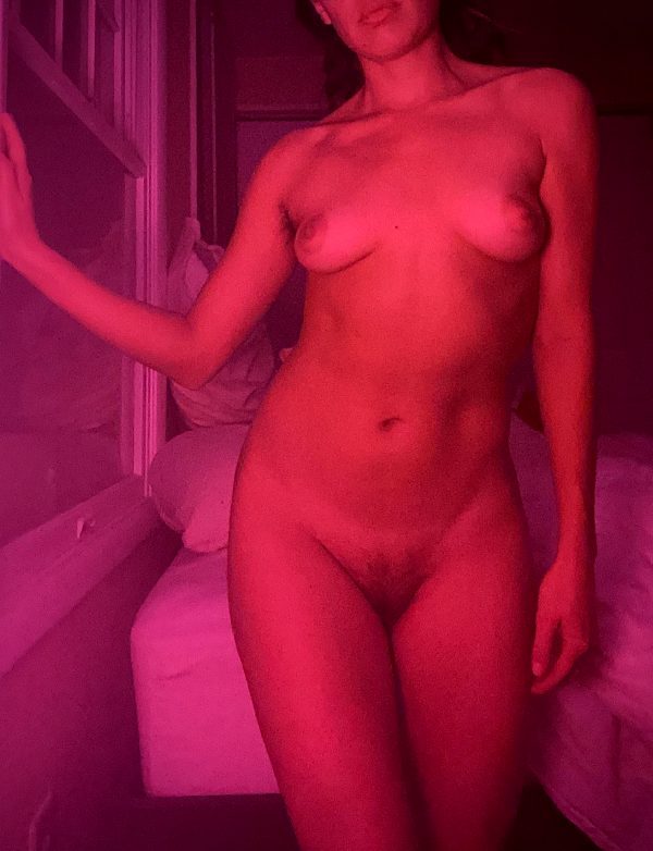 what-would-you-do-if-i-sent-you-some-nudes_001